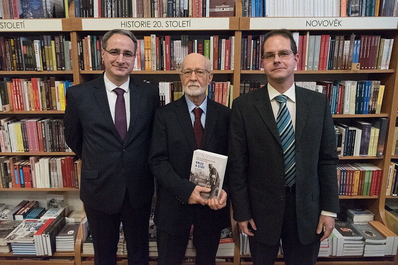 Fotogalerie: Prezentace a křest knihy Krize a stát