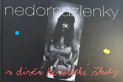 Nedomazlenky z dívčí katolické školy