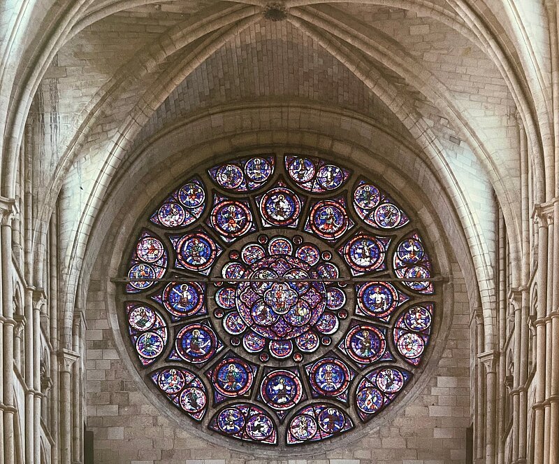 Gotické katedrály Normandie - kamenné sny, které vzdorují času